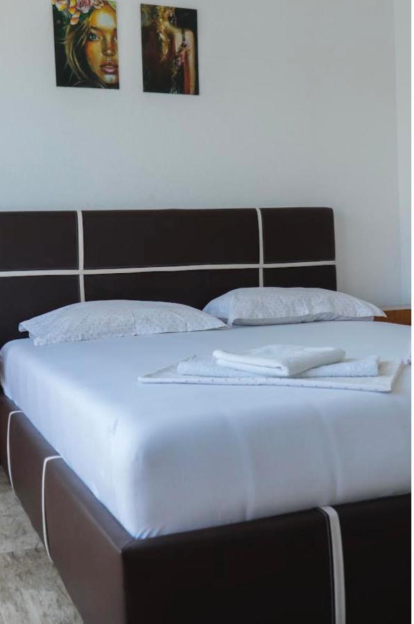 Franovic Apartments Τίβατ Εξωτερικό φωτογραφία