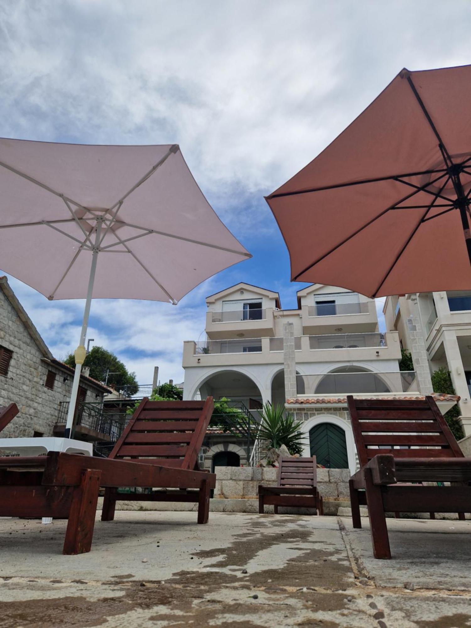 Franovic Apartments Τίβατ Εξωτερικό φωτογραφία